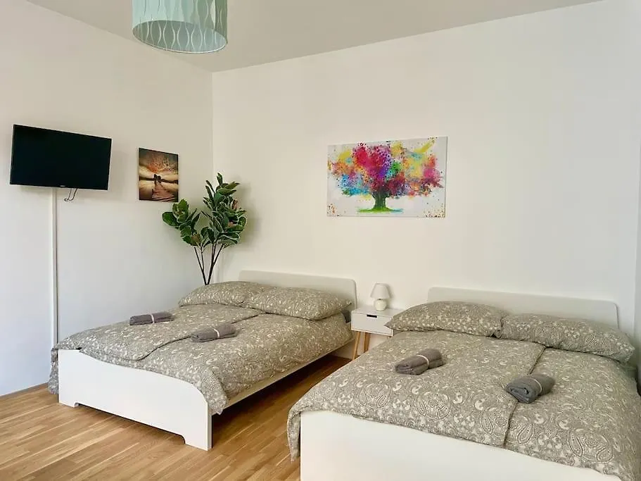15 Min To Center - Free Parking - Sunny & Quiet Appartamento Vienna Austria